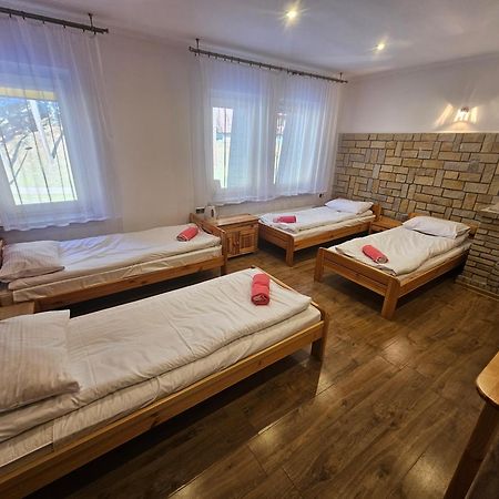 Hotel Pod Kamiennikiem Trzemesnia Esterno foto