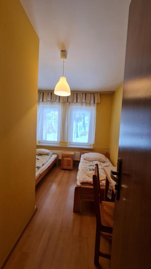 Hotel Pod Kamiennikiem Trzemesnia Esterno foto