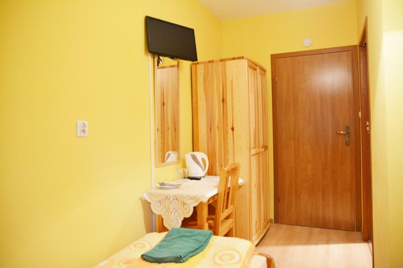 Hotel Pod Kamiennikiem Trzemesnia Esterno foto