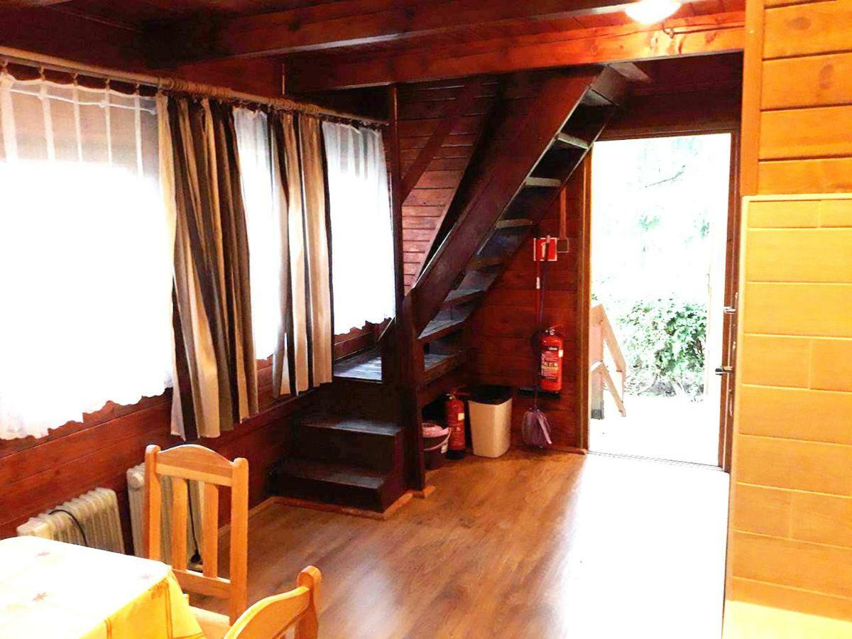 Hotel Pod Kamiennikiem Trzemesnia Esterno foto